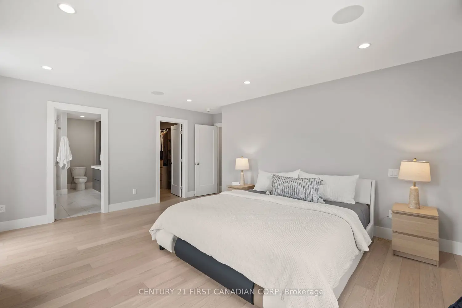 Additional image 11 of 2190 Bakervilla Street