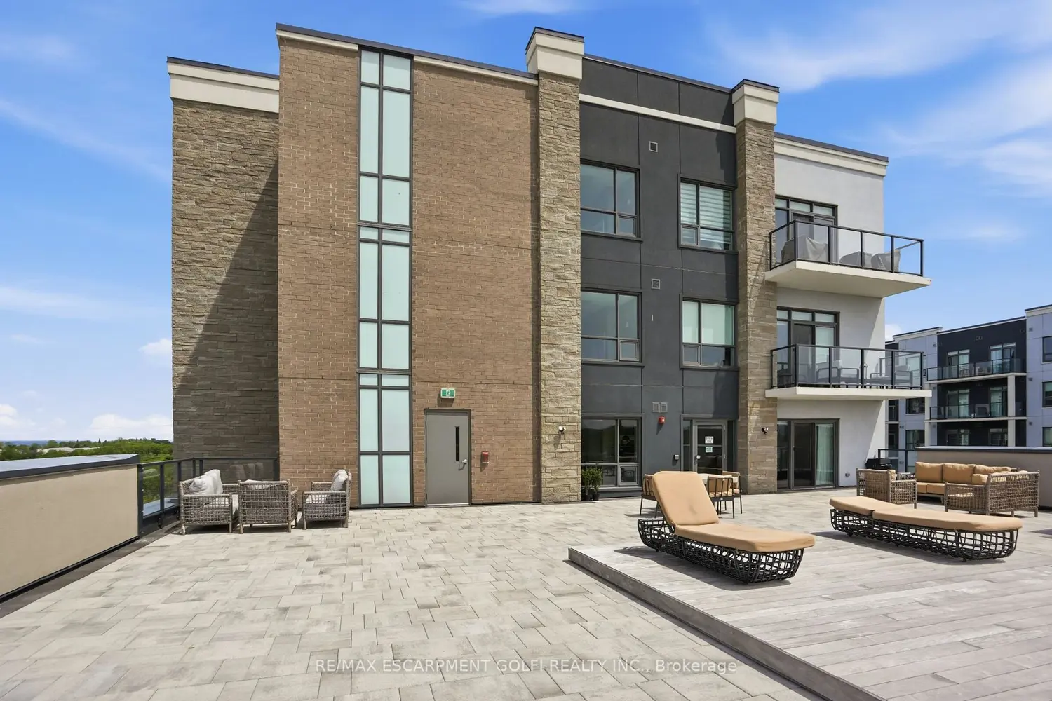 Additional image 13 of 5055 Greenlane Road 330