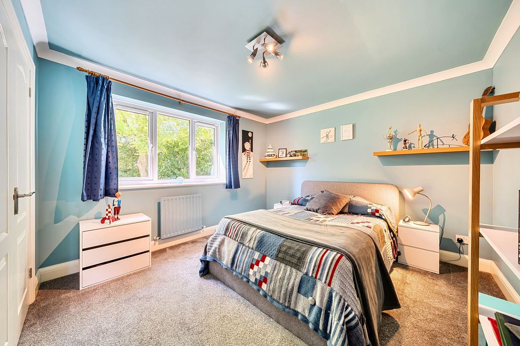 Additional image 19 of 6 bed detached house for saleEllington Way, Epsom KT18