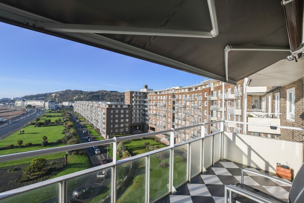 Additional image 18 of 3 bed flat for saleThe Gateway, Dover CT16