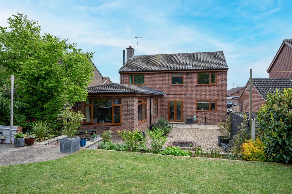 Additional image 20 of 4 bed detached house for saleClydesdale Rise, Bradwell, Great Yarmouth NR31