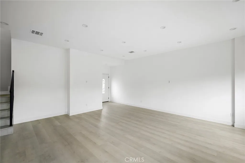 11217 Cohasset, Sun Valley, CA 91352 photo 5