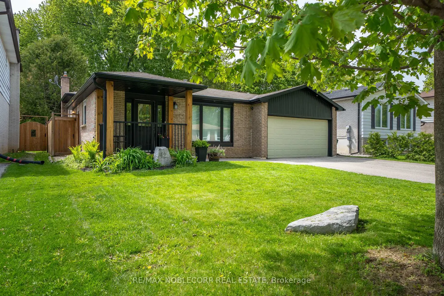 42 Mitchell Avenue photo 4