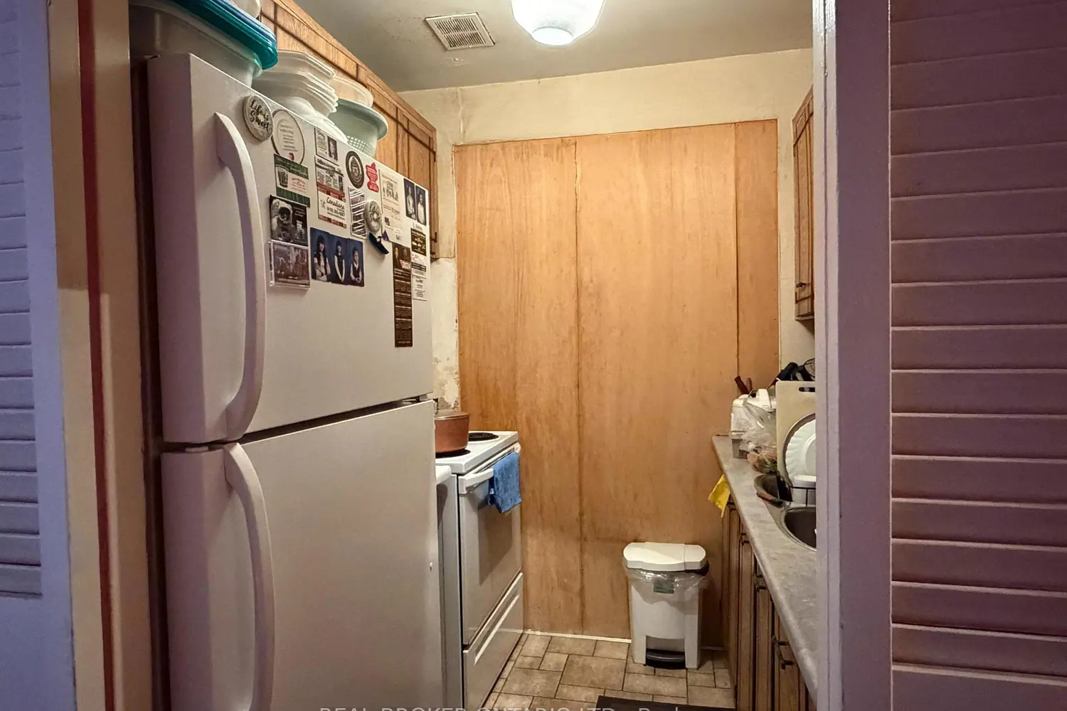 Additional image 2 of 921 Midland Avenue 306