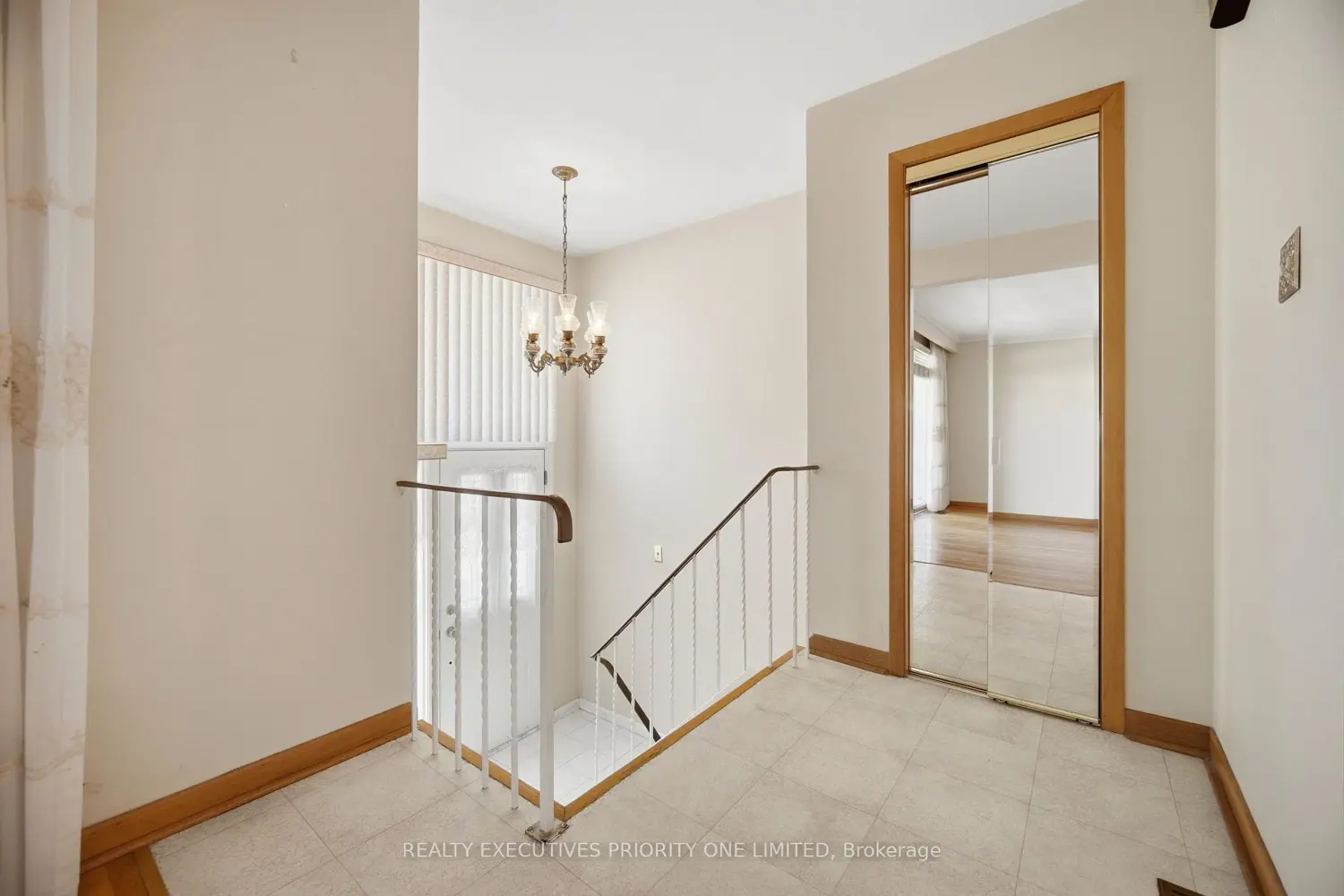 Additional image 3 of 121 Cabana Drive