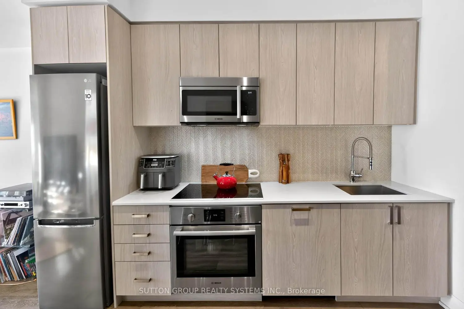 Additional image 9 of 293 The Kingsway 316