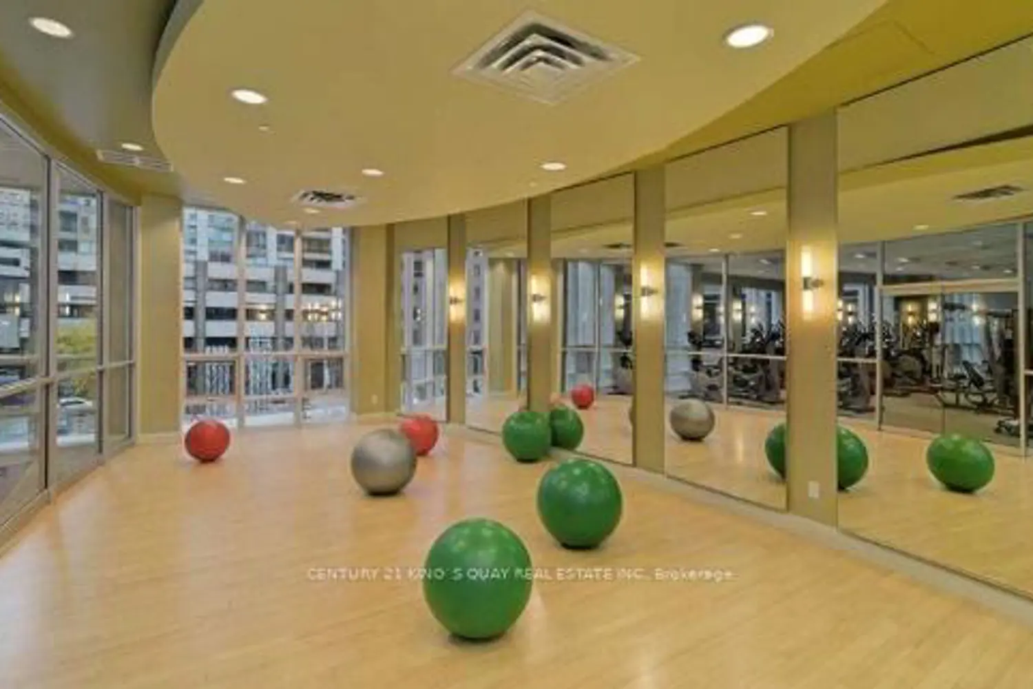 Additional image 12 of 763 Bay Street 2714