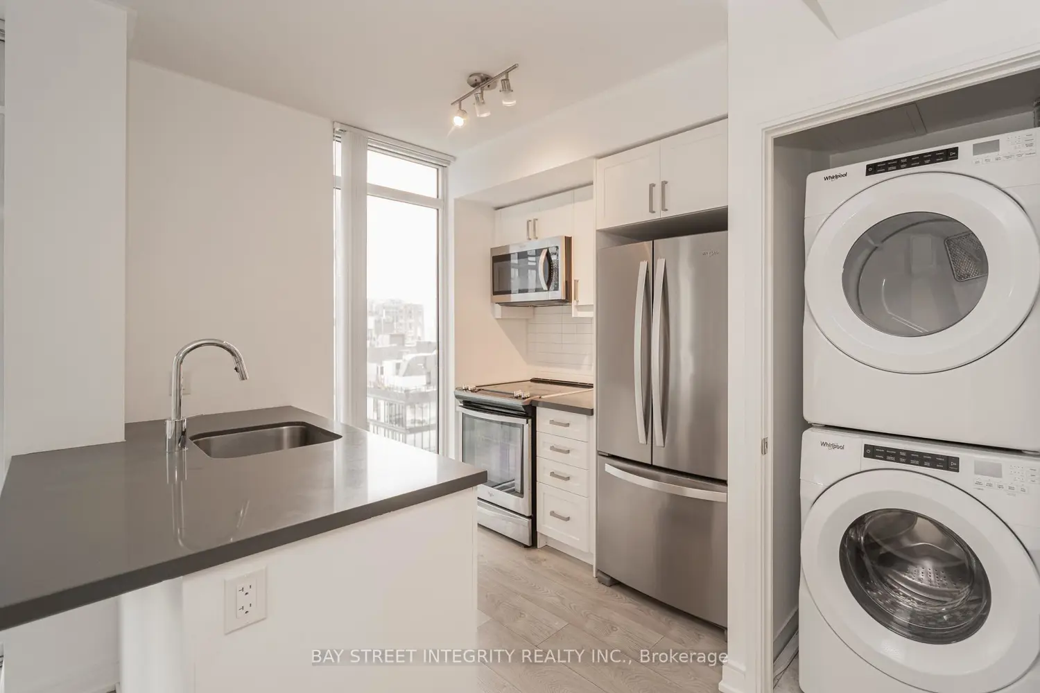 Additional image 6 of 50 Wellesley E Street 2801