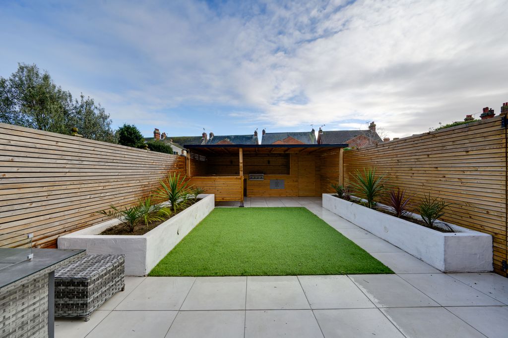 Additional image 21 of 5 bed end terrace house for saleRanelagh Road, Felixstowe IP11