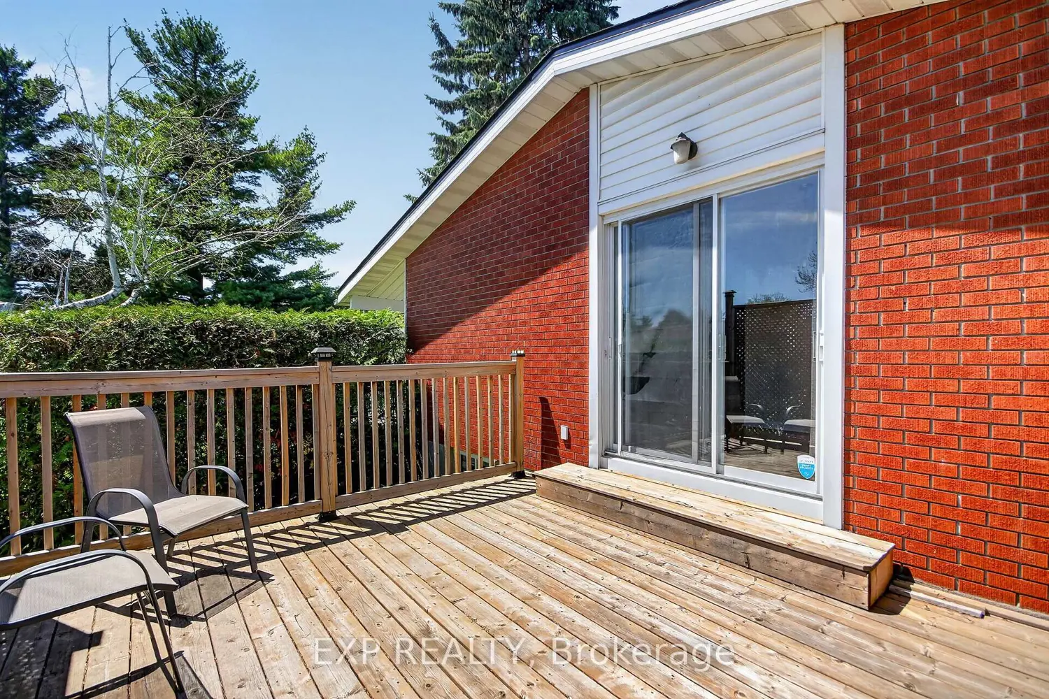 Additional image 16 of 31 Barlyn Avenue