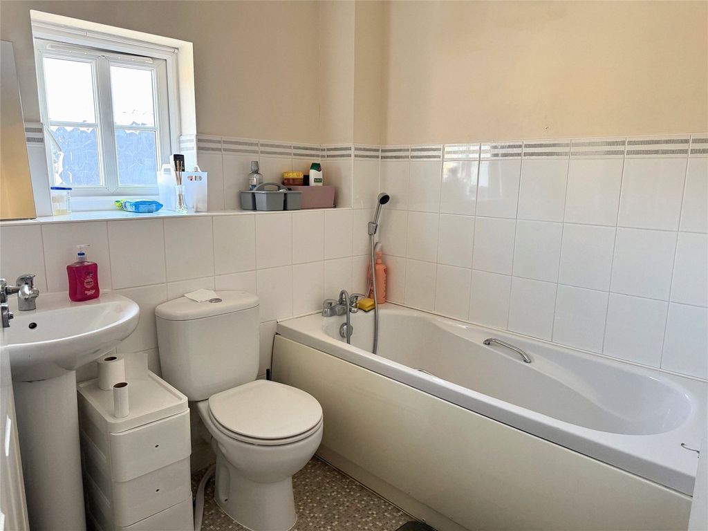 Additional image 8 of 2 bed flat for saleHarris Close, Frome, Somerset BA11