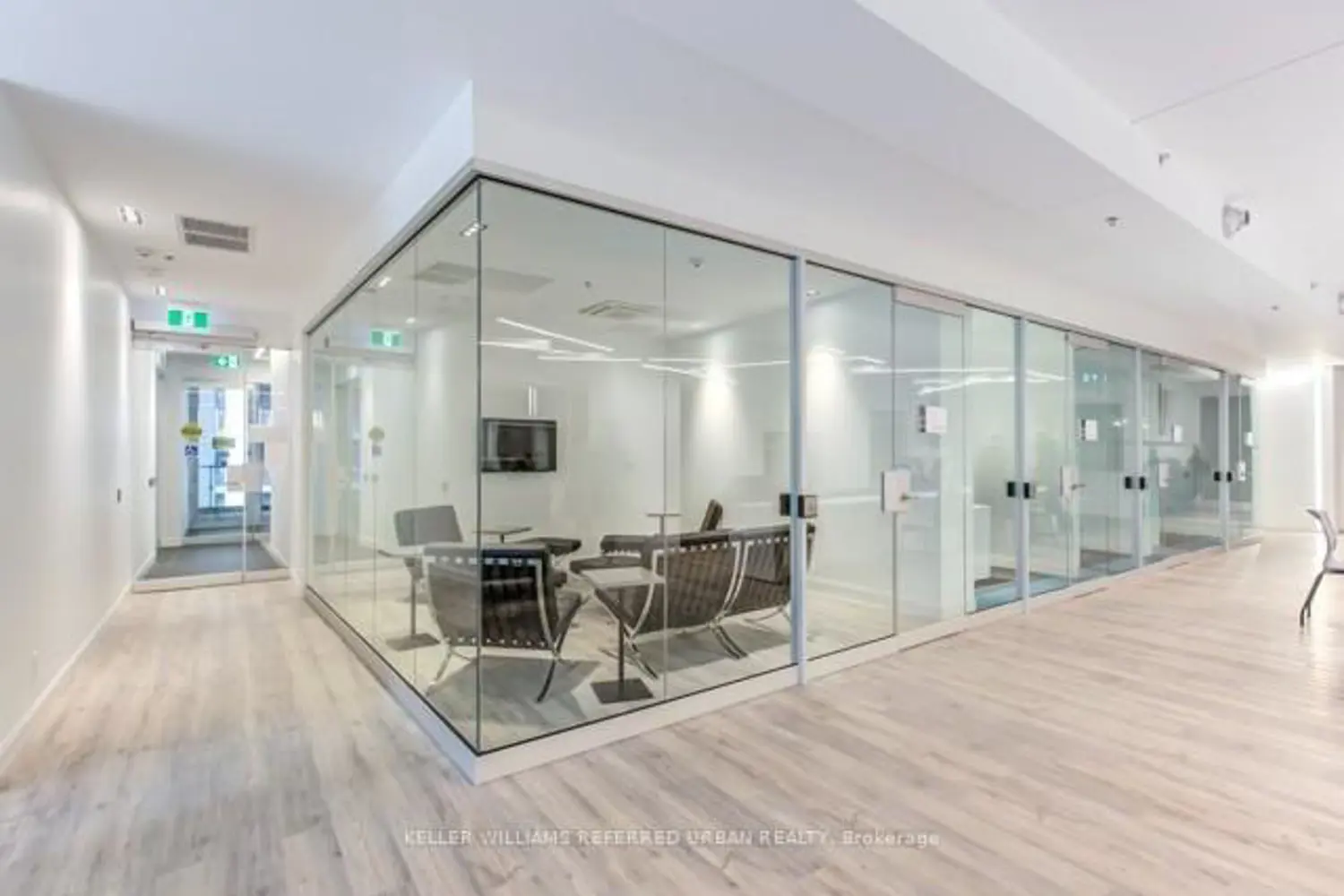 Additional image 14 of 181 Dundas Street 3601