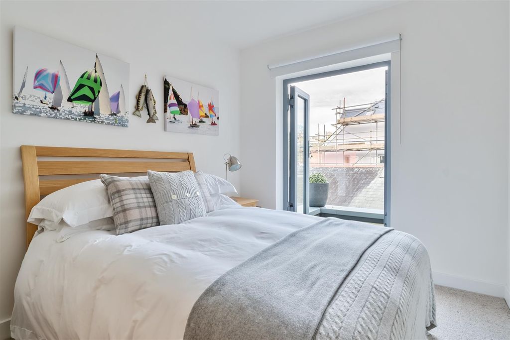 Additional image 10 of 3 bed flat for saleStation Road, Fowey PL23