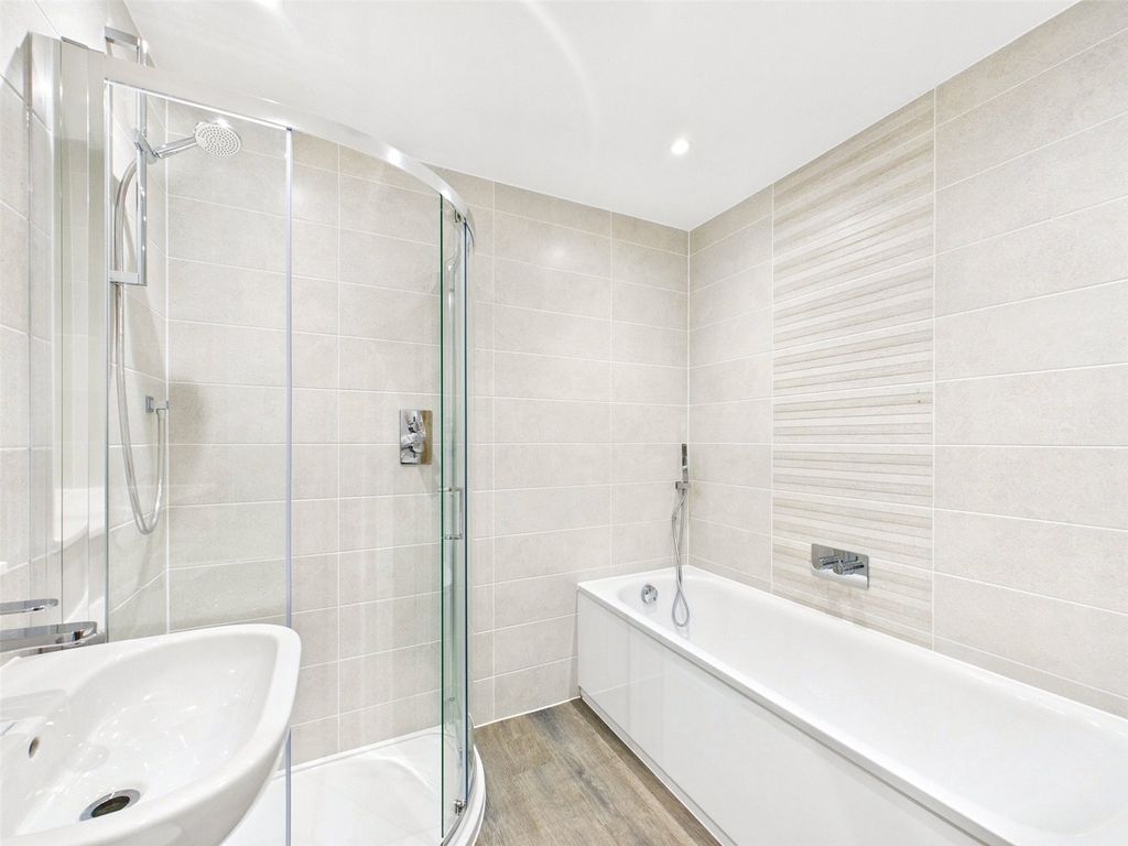 Additional image 16 of 4 bed detached house for sale4 Fleet Road, Felixstowe, Suffolk IP11