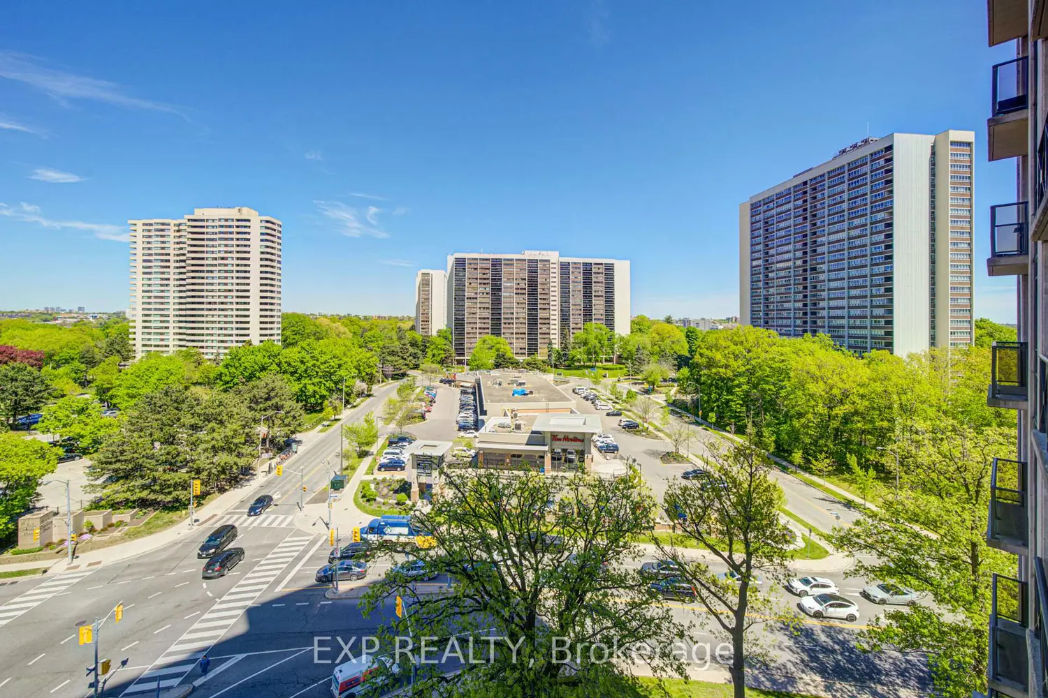 Additional image 16 of 133 Wynford Drive 808