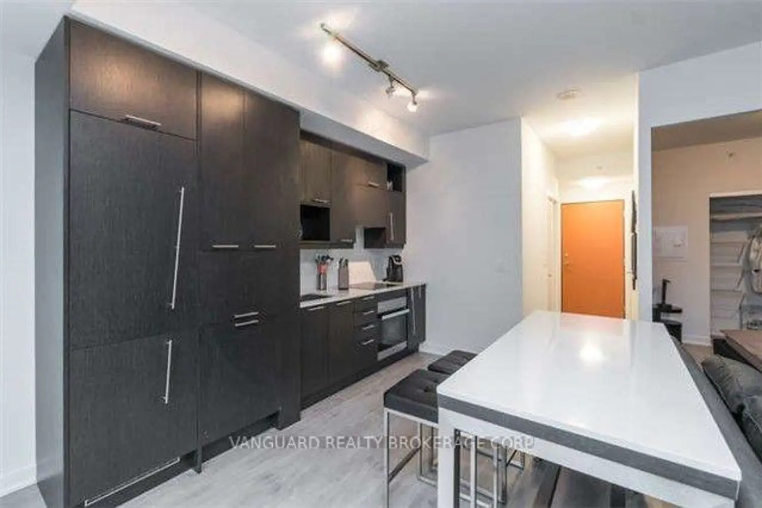 Additional image 10 of 199 Richmond Street 513