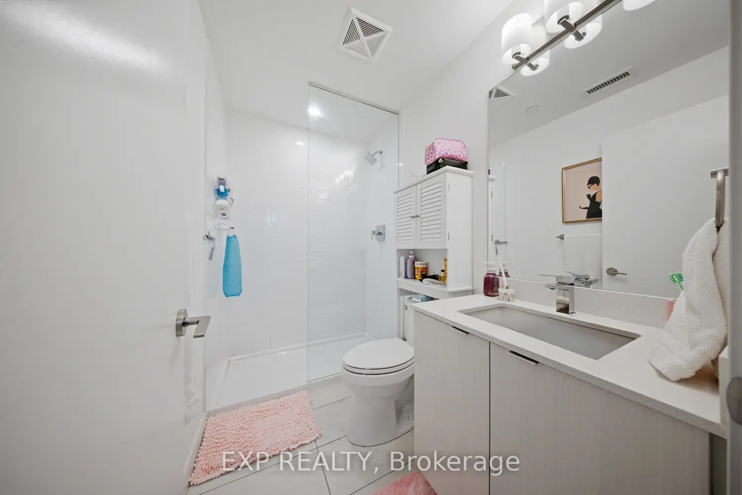 Additional image 13 of 859 The Queensway 209