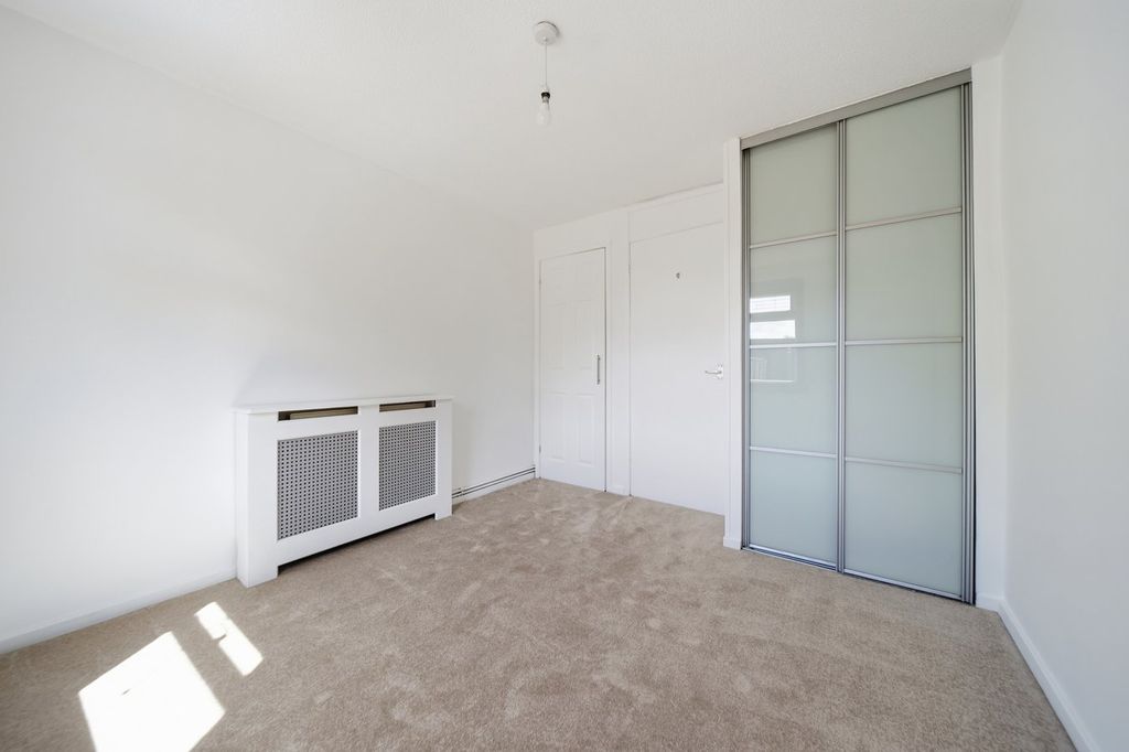 Additional image 11 of 1 bed flat for saleCastle Avenue, Carronshore, Falkirk FK2
