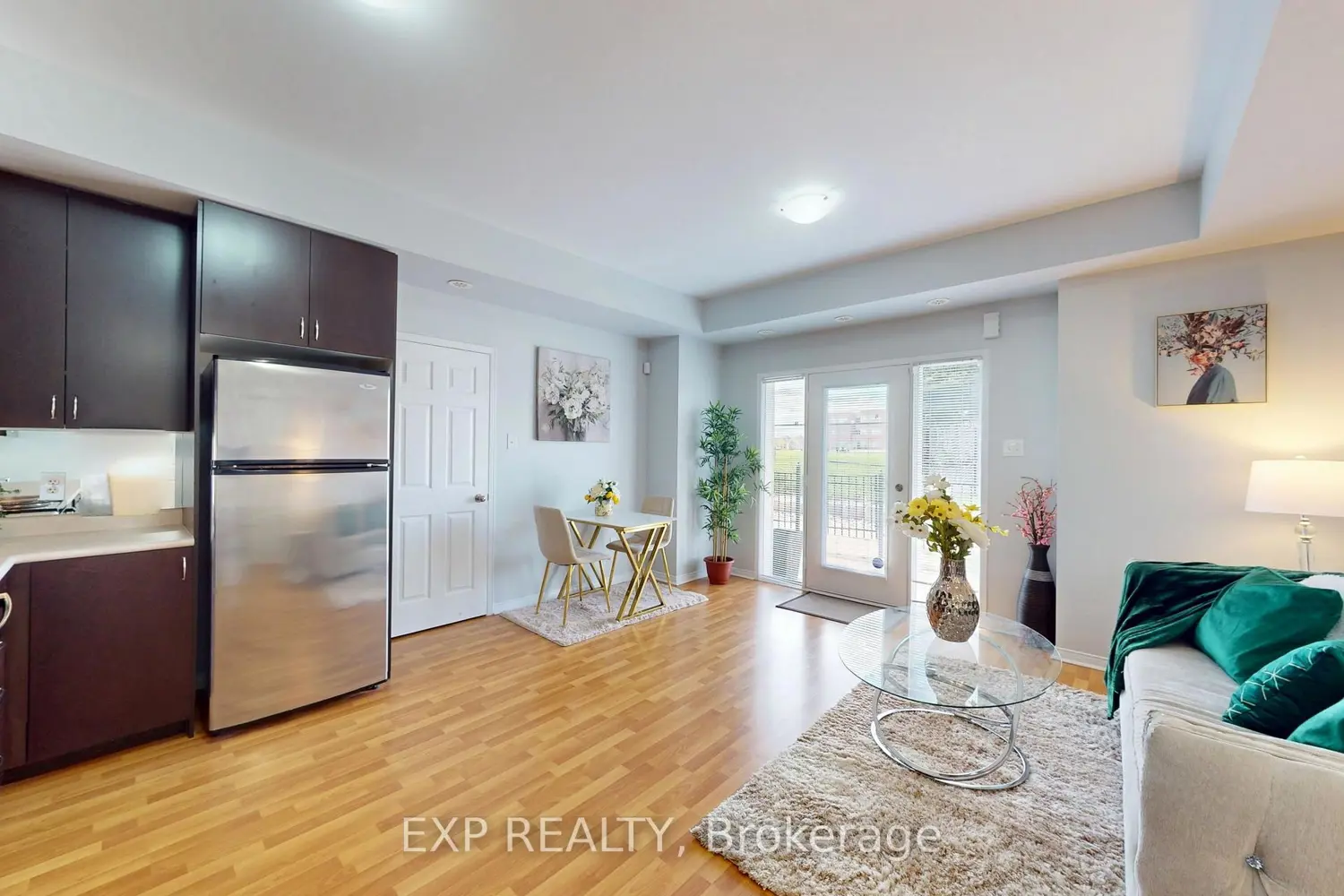60 Fairwood Circle 32 photo 2