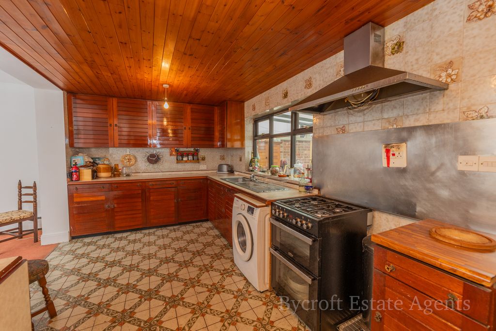 Additional image 5 of 3 bed semi-detached house for saleCollingwood Road, Great Yarmouth NR30