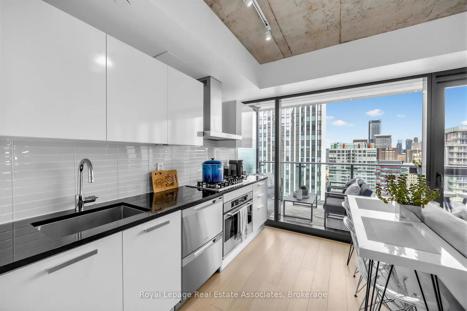 Additional image 4 of 224 King Street 3102