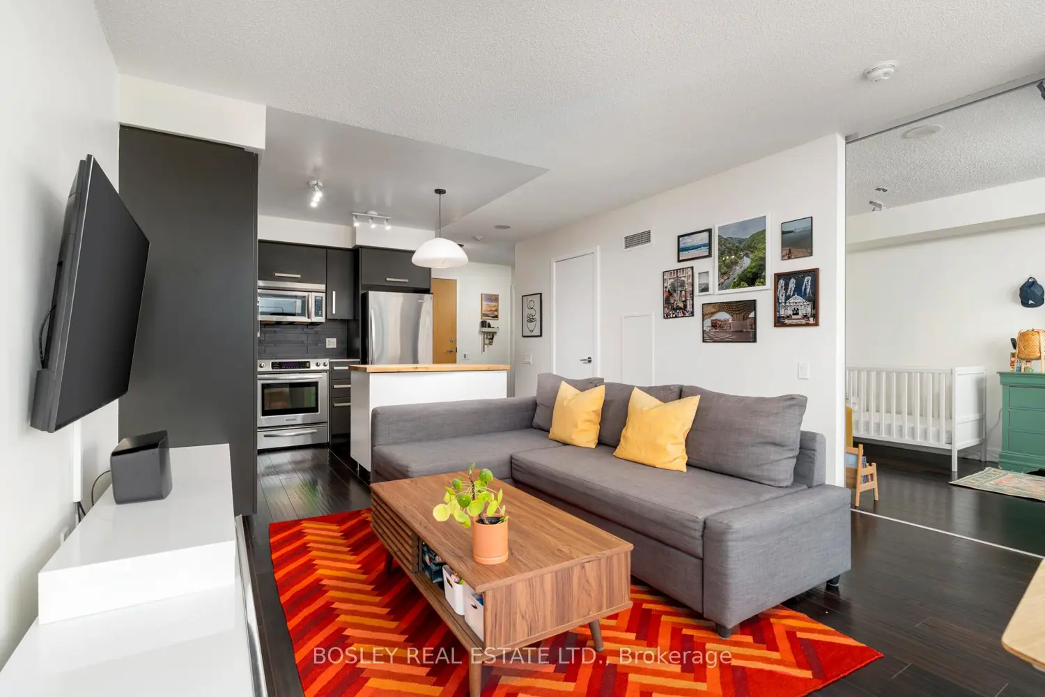 Additional image 7 of 1048 Broadview Avenue 1807