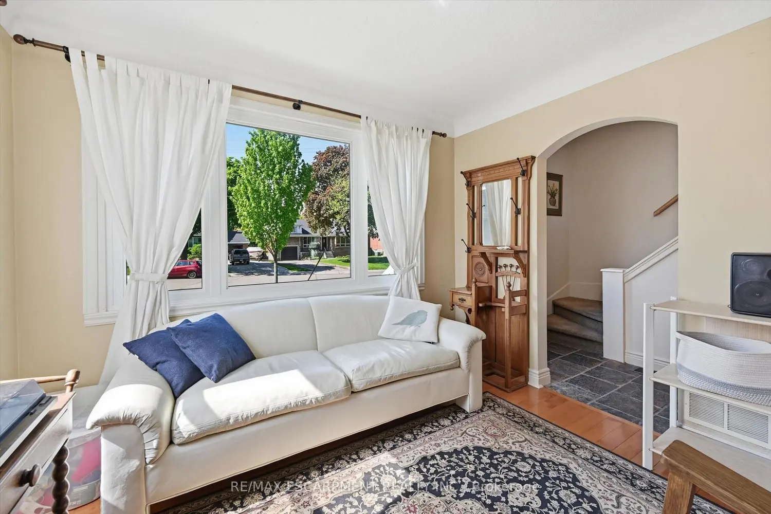 93 Sunning Hill Avenue photo 4