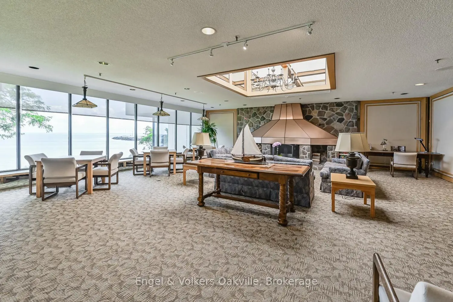 Additional image 14 of 2180 Marine Drive 205