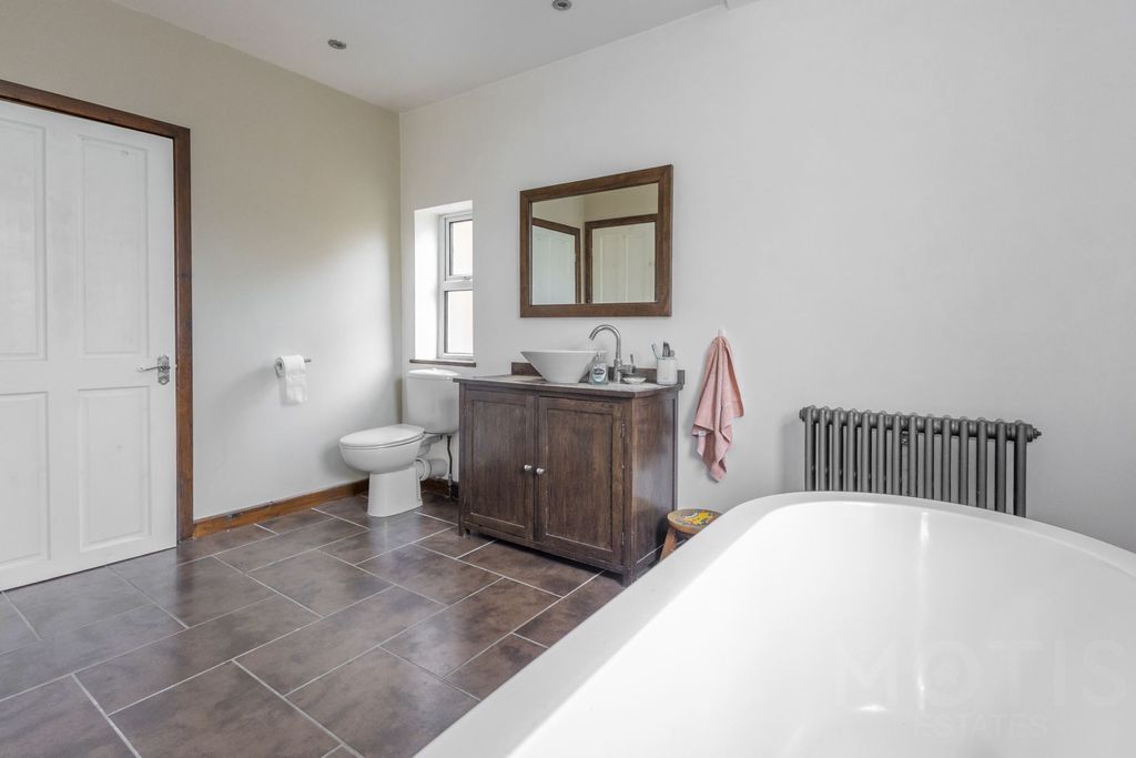 Additional image 10 of 5 bed detached house for saleWear Bay Crescent, Folkestone CT19