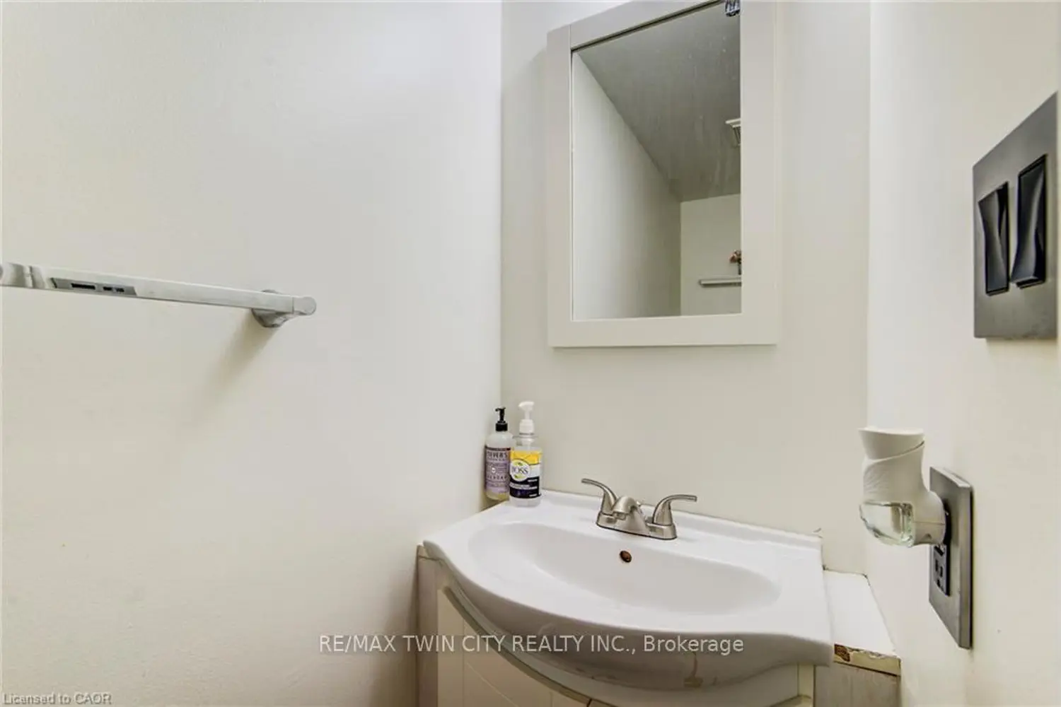 15 Green Valley Drive 27 photo 5
