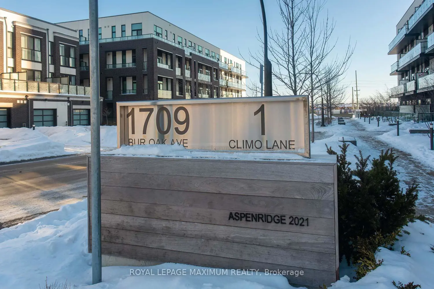 1 Climo Lane 210