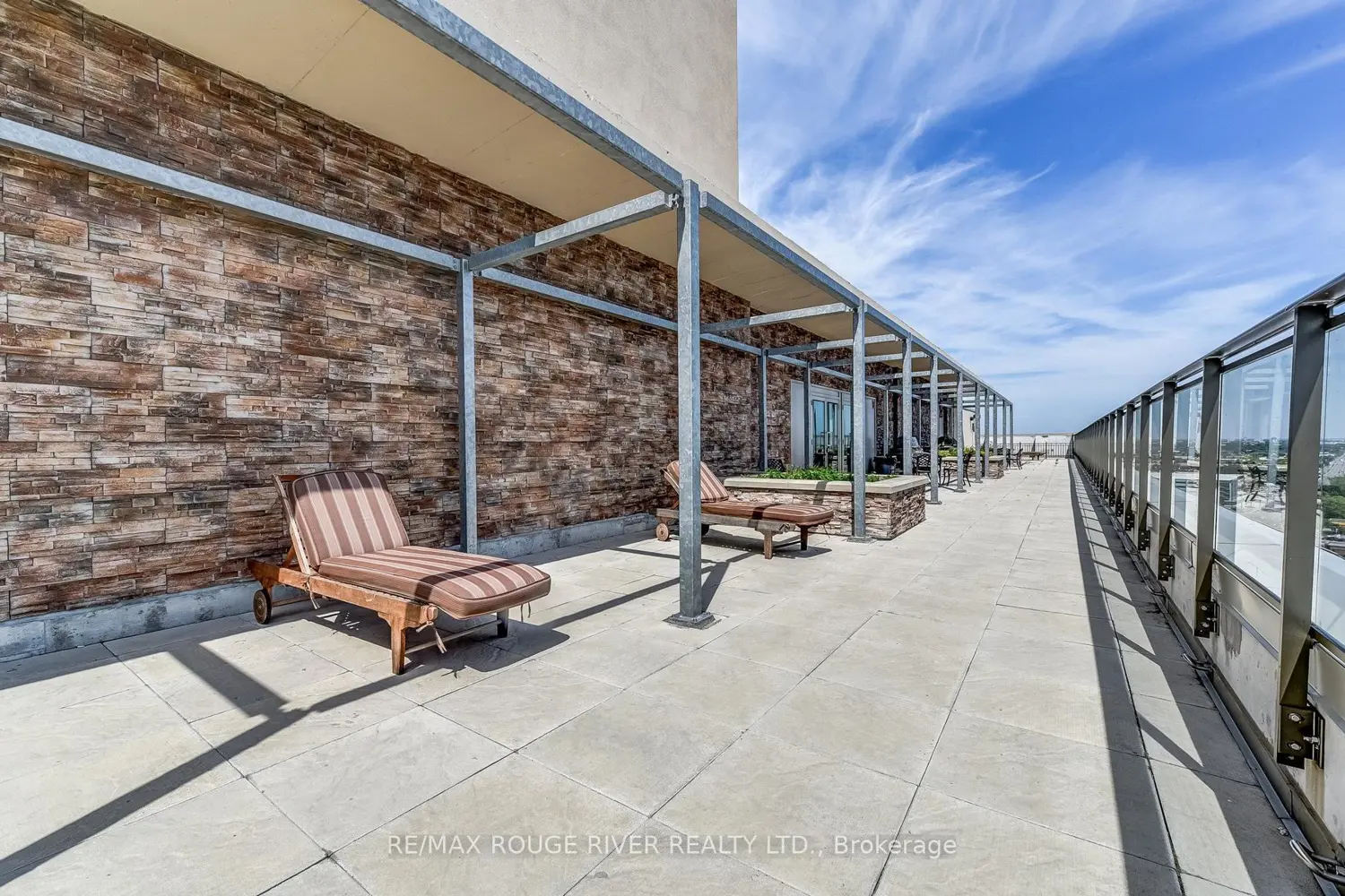 Additional image 5 of 1235 Bayly Street 414