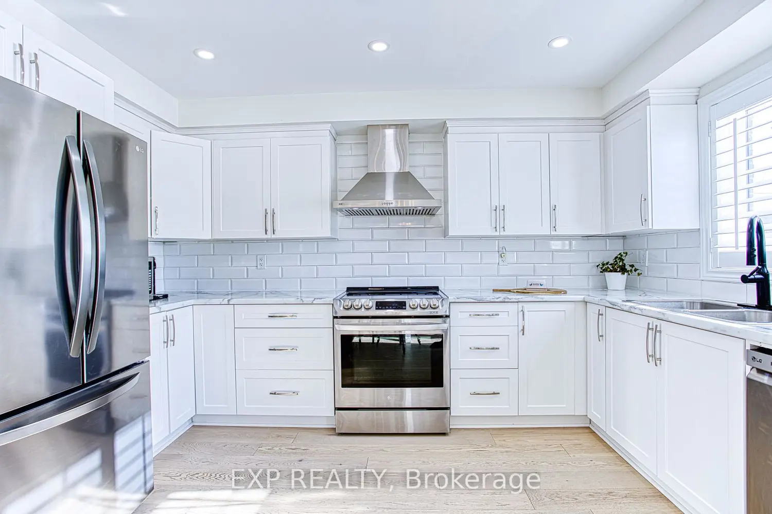 32 Hudson Drive photo 3