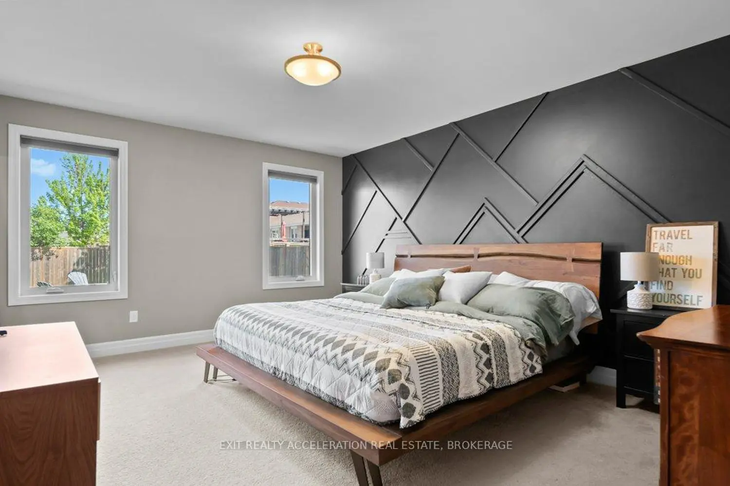 Additional image 9 of 92 Hartwood Crescent