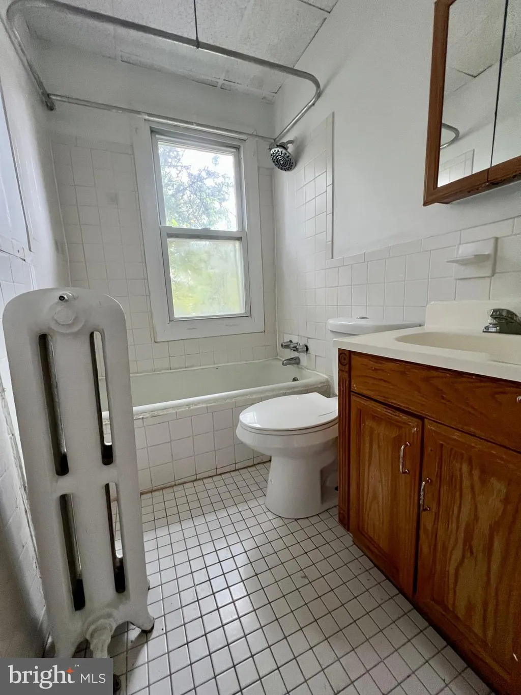1001 Clifton Avenue Unit 2R, Darby, PA 19023