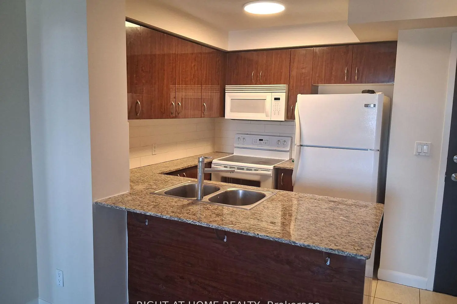 Additional image 9 of 5791 Yonge Street 1808