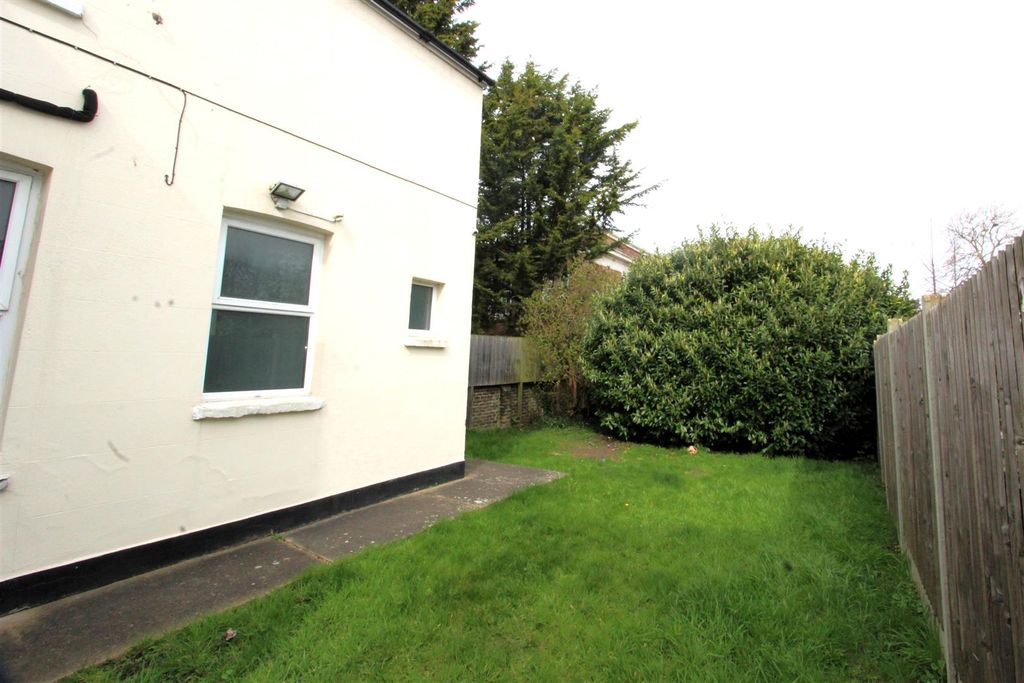 Additional image 21 of 3 bed semi-detached house for saleStuart Road, Gillingham ME7