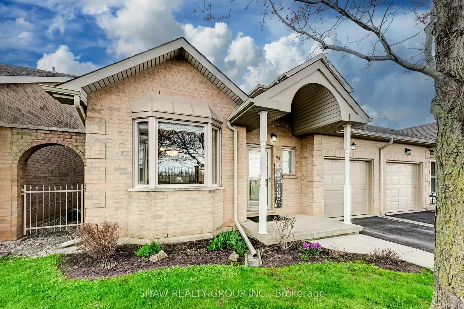 94 Greentrail Drive 44