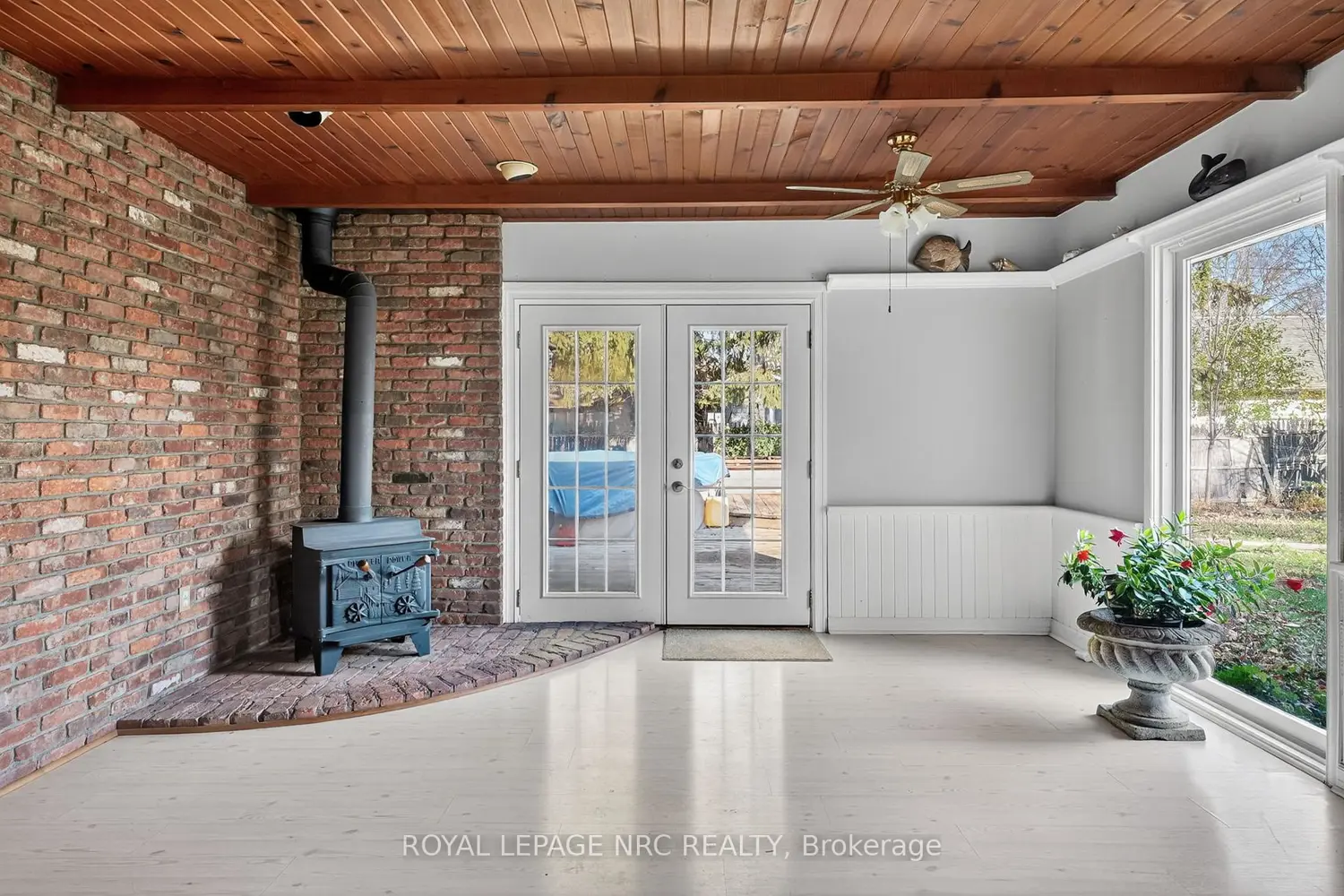 Additional image 10 of 3208 Young Avenue