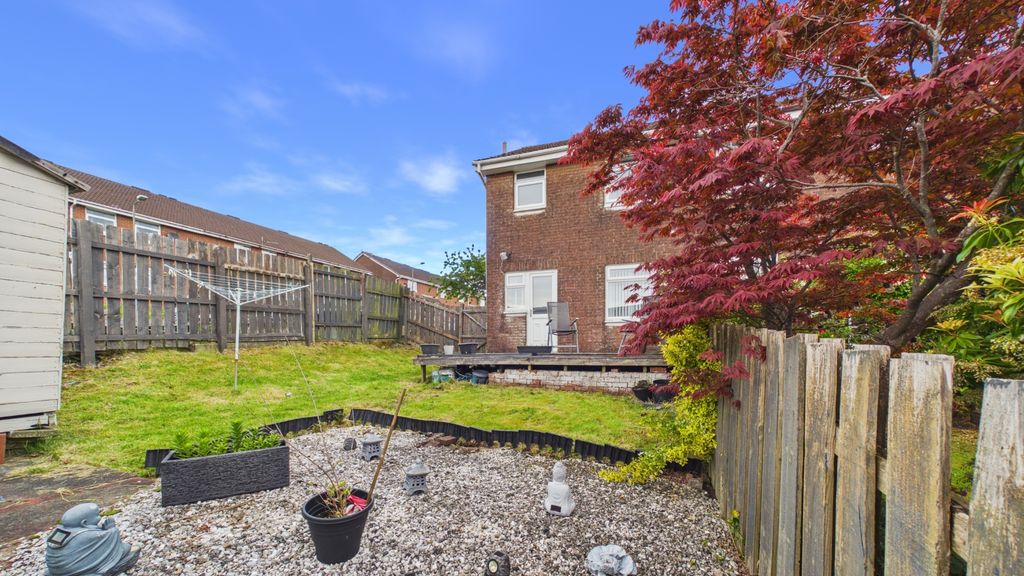Additional image 13 of 2 bed end terrace house for saleGateside Grove, Greenock PA16