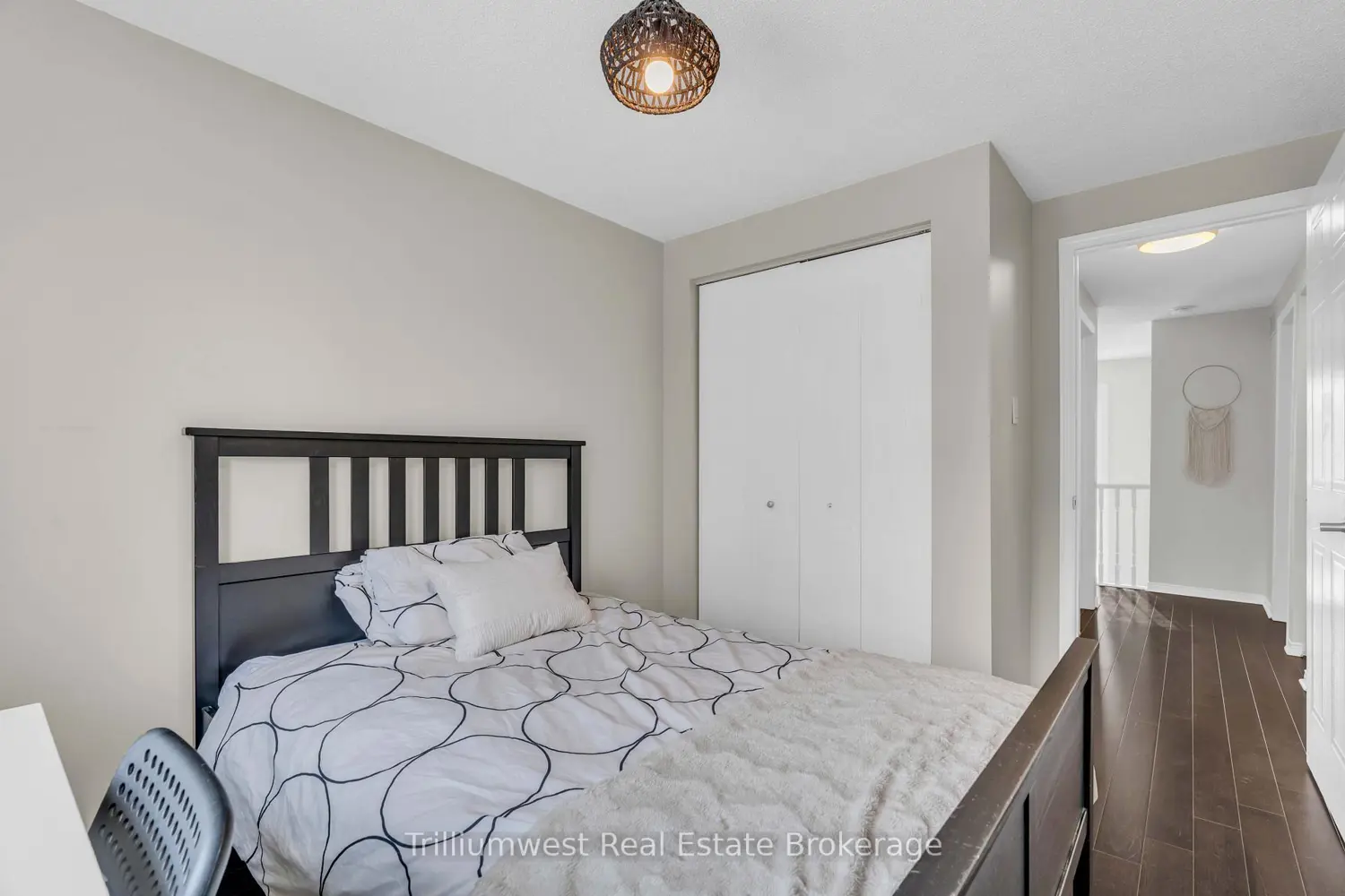 426 Grange Road 14 photo 4