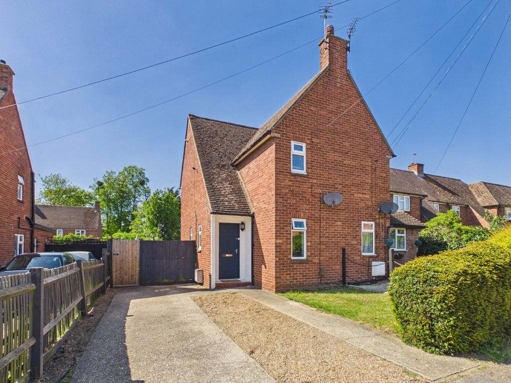 Additional image 16 of 2 bed maisonette for saleHillside Close, Chalfont St. Peter, Buckinghamshire SL9