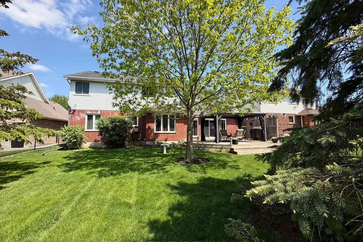 31 Cavanaugh Crescent photo 2
