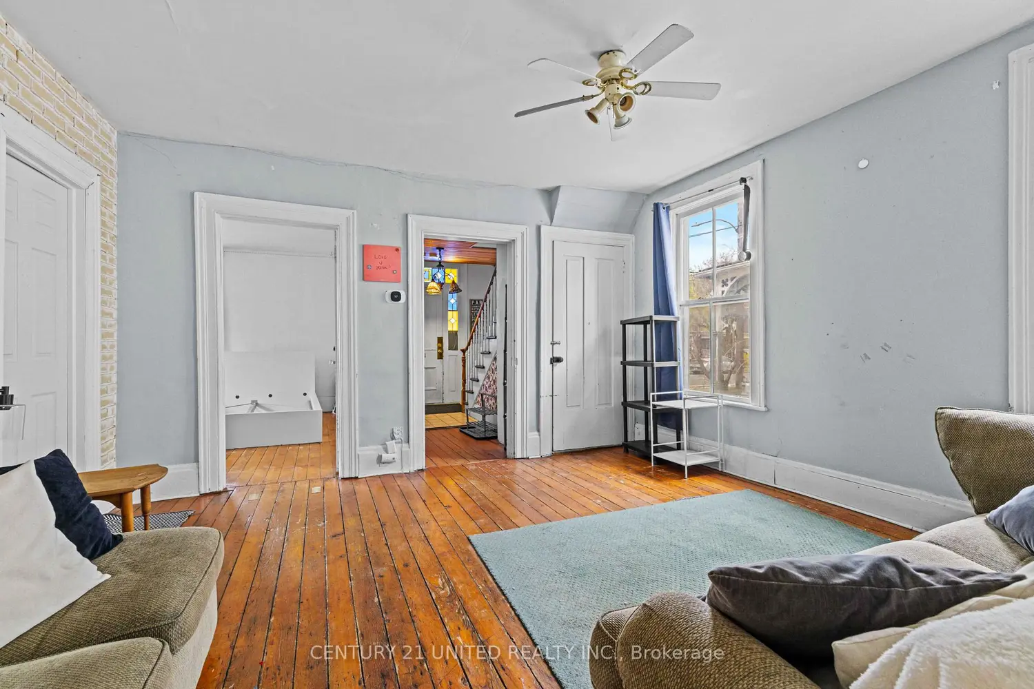 667 George Street photo 5