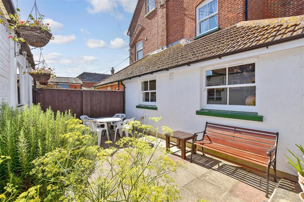 Additional image 15 of 5 bed semi-detached house for saleMonks Lane, Freshwater, Isle Of Wight PO40