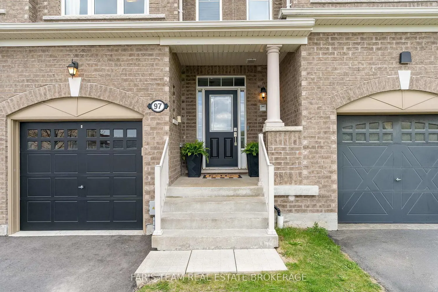 97 Mcgahey Street photo 2