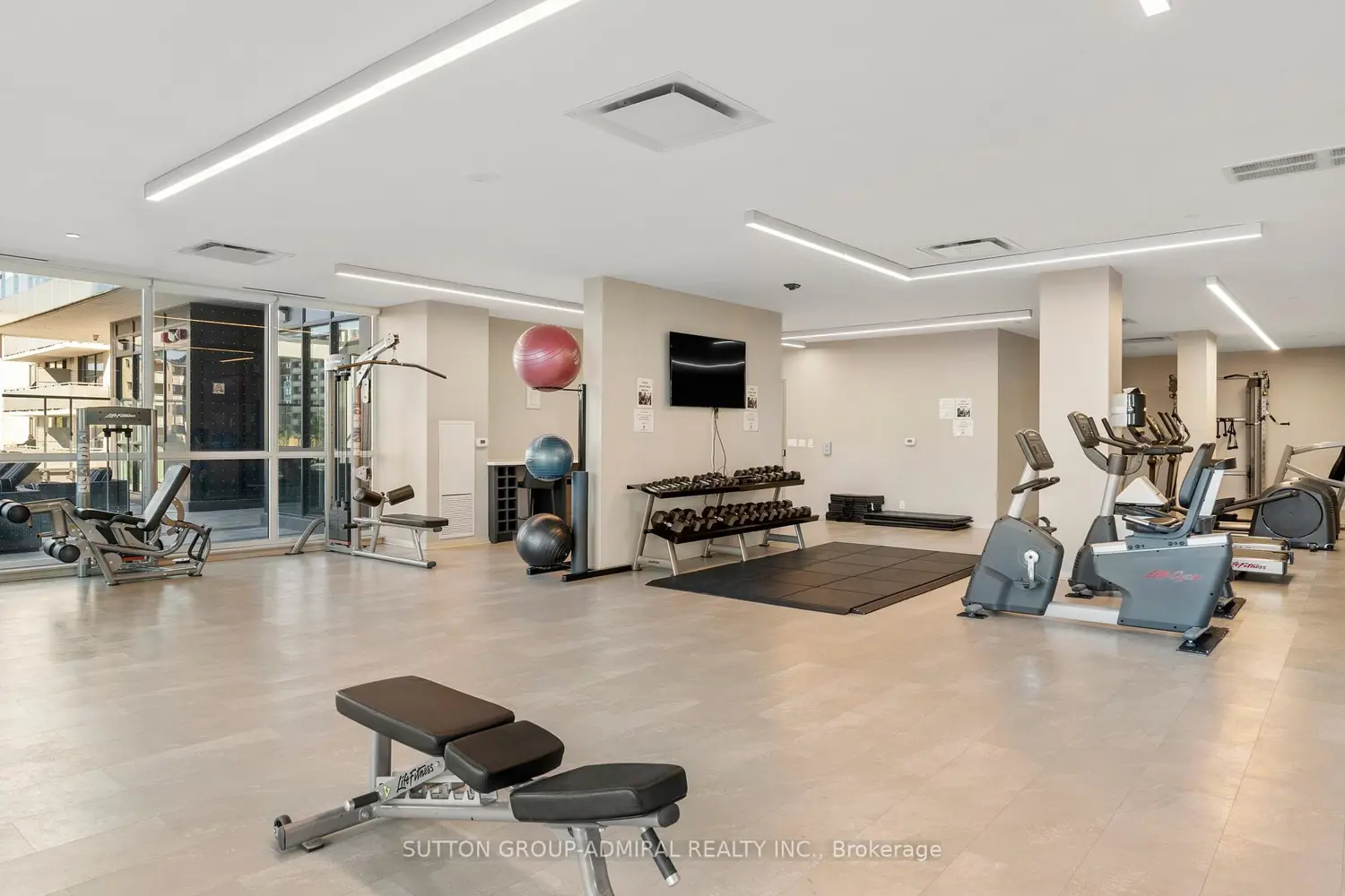 Additional image 20 of 1486 Bathurst Street 907