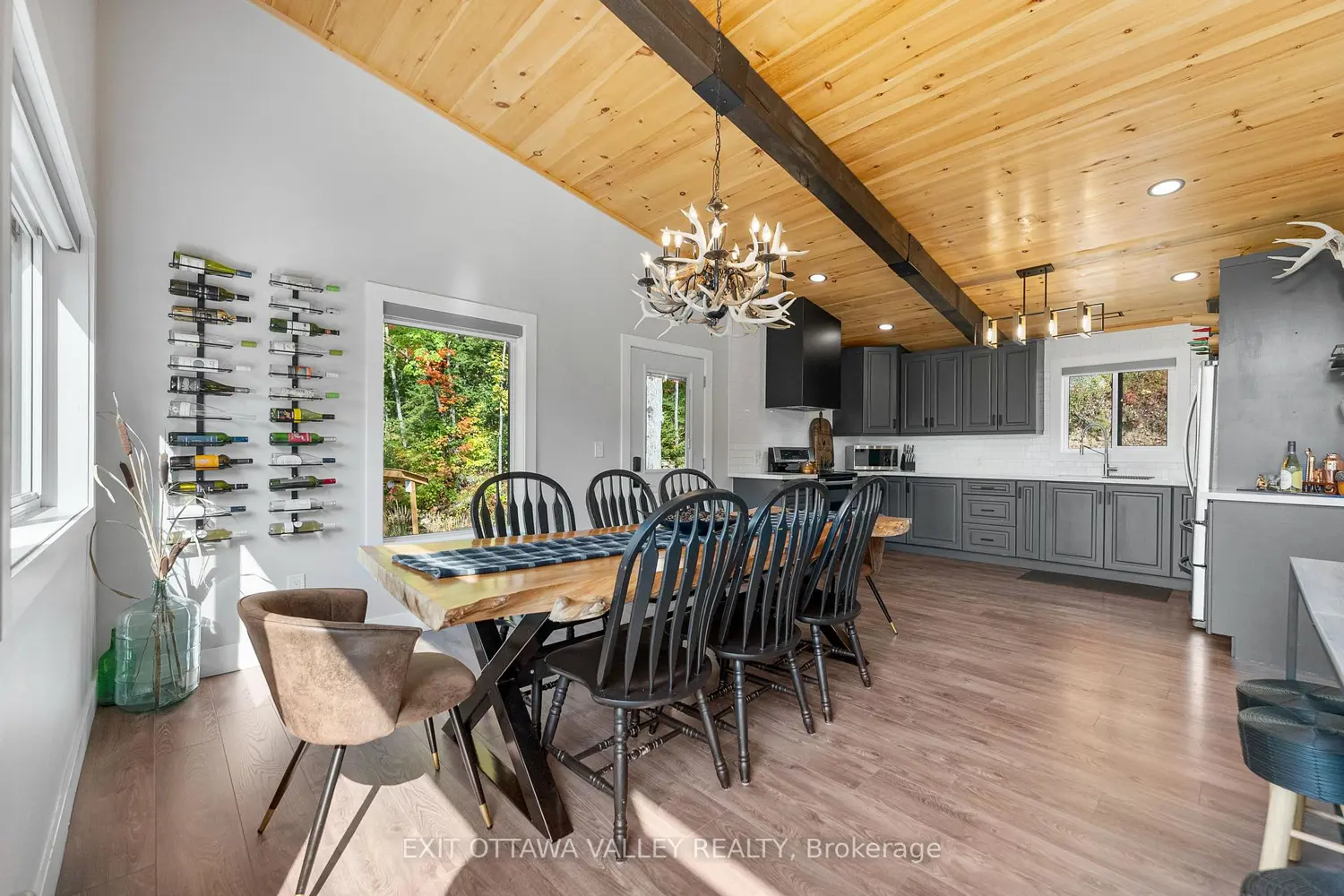 Additional image 9 of 820 Hopefield Road