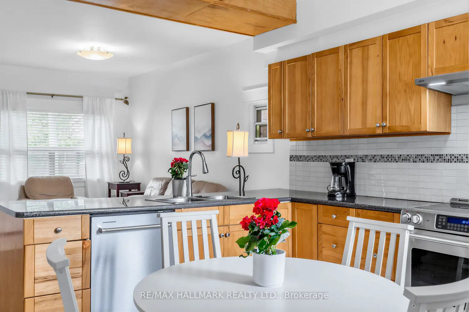 Additional image 9 of 65 Wallington Avenue