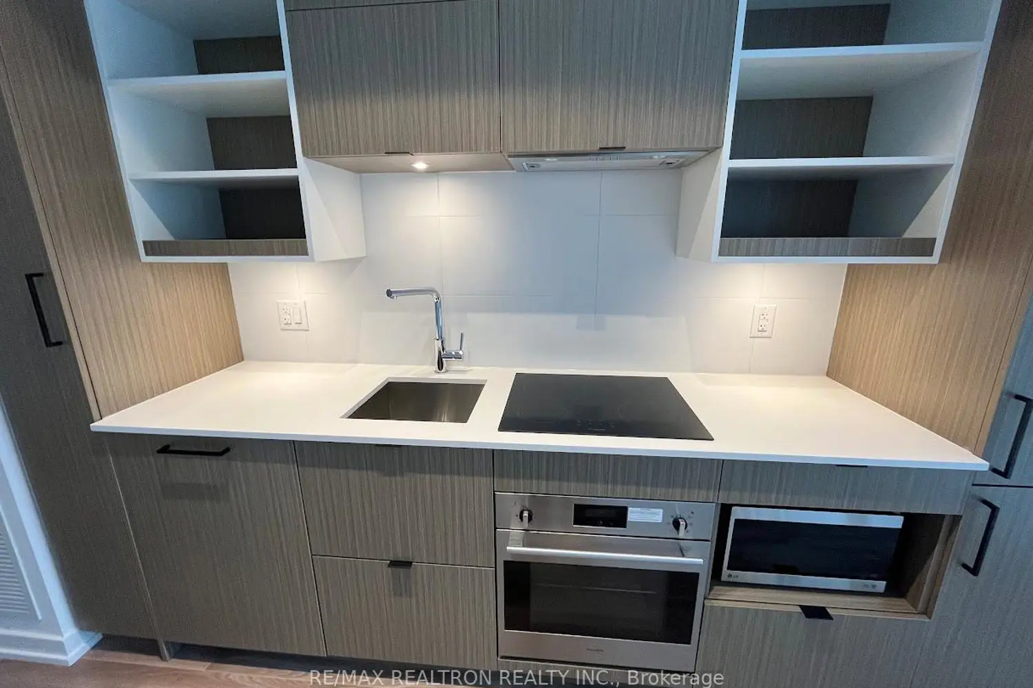 Additional image 6 of 20 Edward Street 619